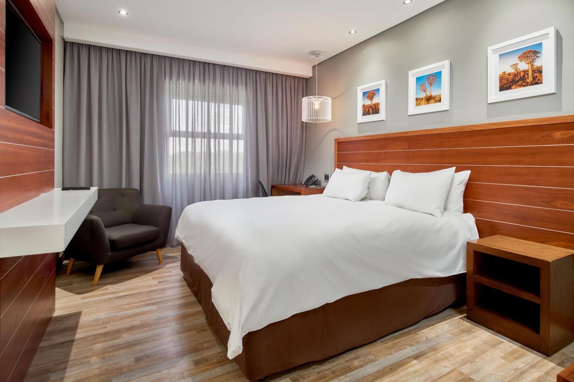 Protea Hotel By Marriott Pretoria Hatfield Habitación foto