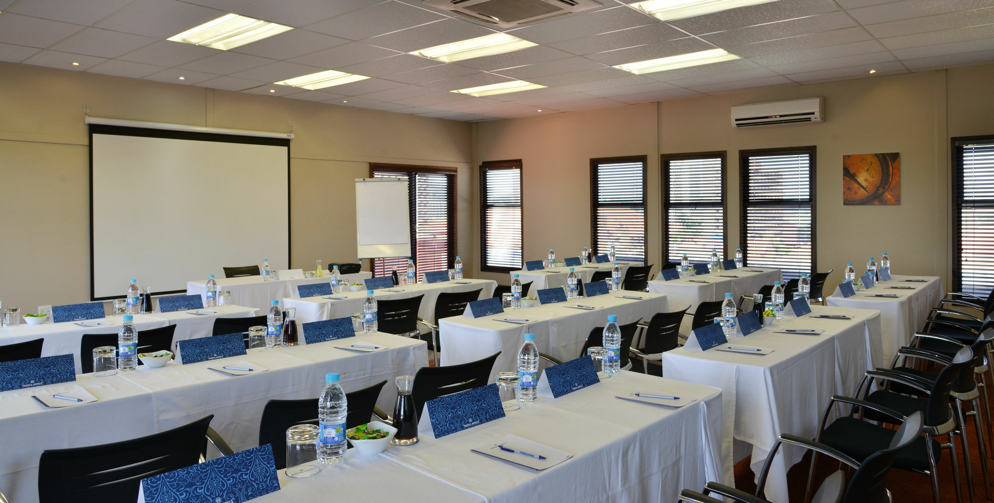 Protea Hotel By Marriott Pretoria Hatfield Exterior foto